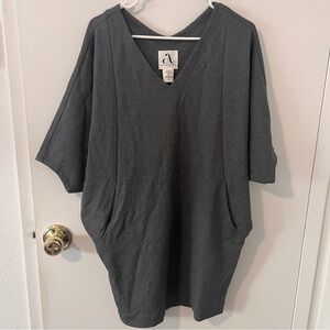 Amy Kuschel Wedge Dress Grey Knit Caftan Tunic Pockets Size Small